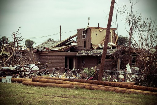 Moore-Tornado-Damage-3